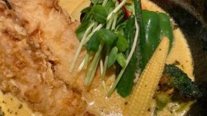 スープカレーイエローで食べた鶏ささみです。