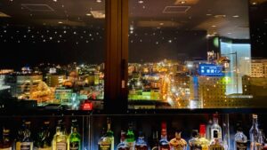 フォーポイントバイシェラトン函館の夜景バーからの景観です。