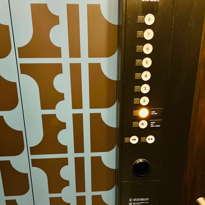 モクシー京都二条のエレベーター