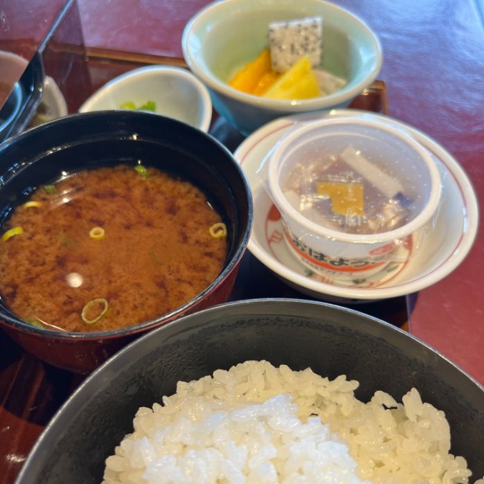 リッツカールトン沖縄のクラブラウンジ内朝食