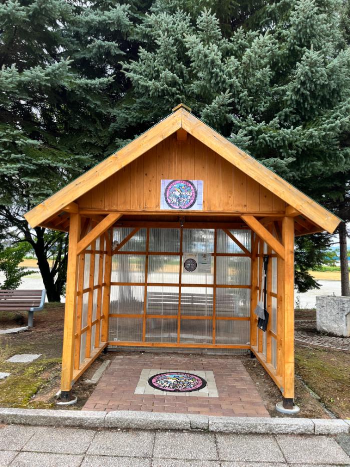 アローラロコンとエネコロロのポケフタ|北海道上富良野町