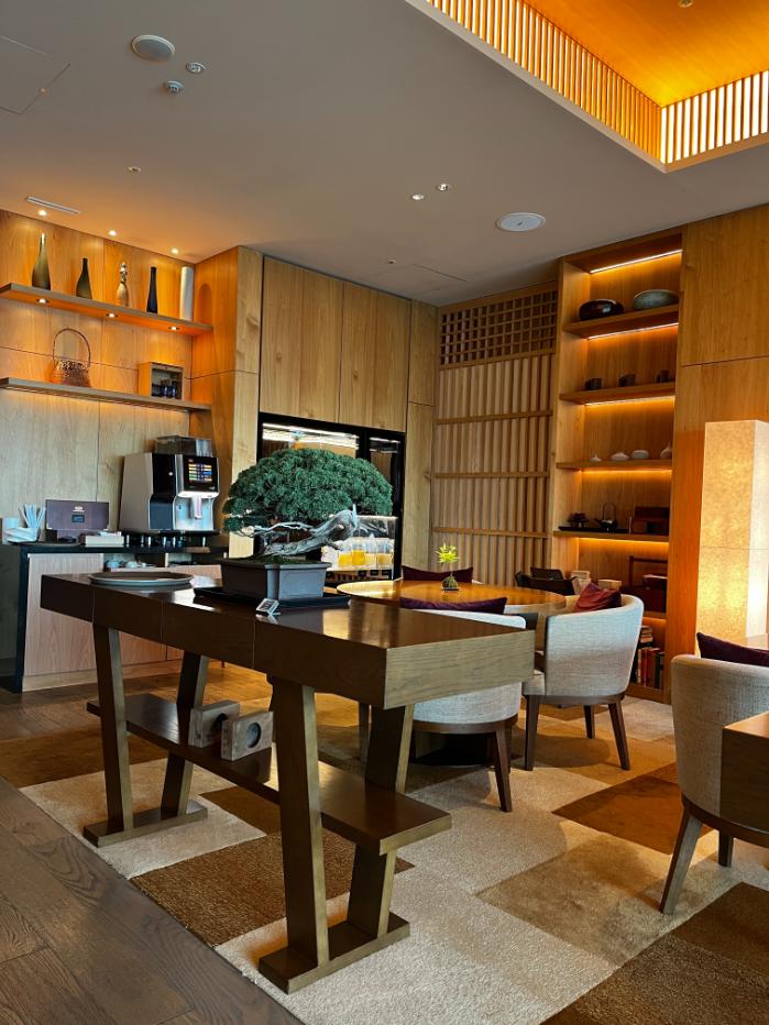 コンラッド東京｜クラブラウンジ