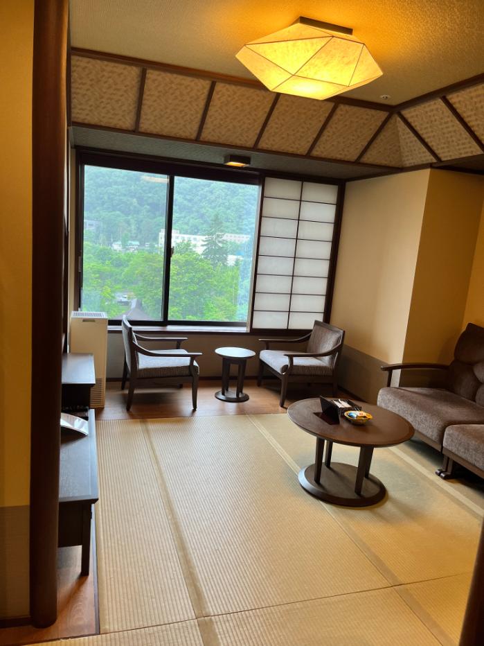 定山渓ゆらく草庵|客室